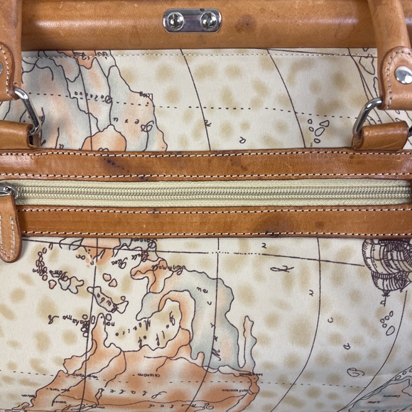 Freds Intl Wanderlust Map Bag With Leather Top Handles - Picture 4 of 16